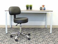 boss-products-office-stools-with-wheels